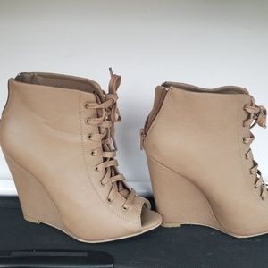 Open toed wedge booties